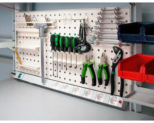 Система хранения инструмента в мастерскую с перфопанелями